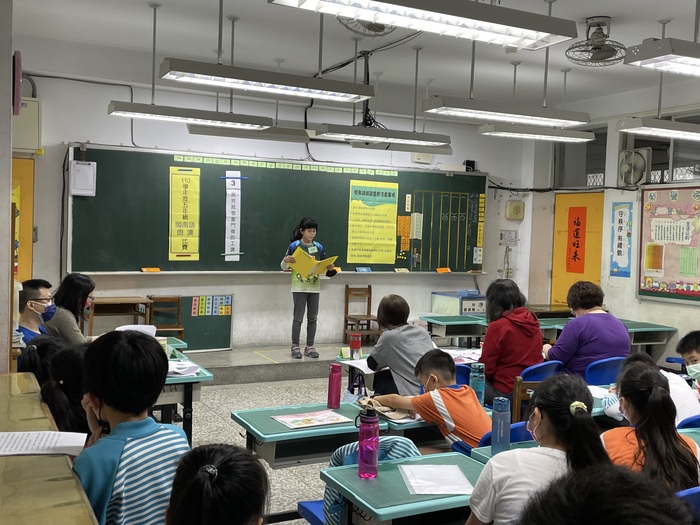 閩南語朗讀圖片